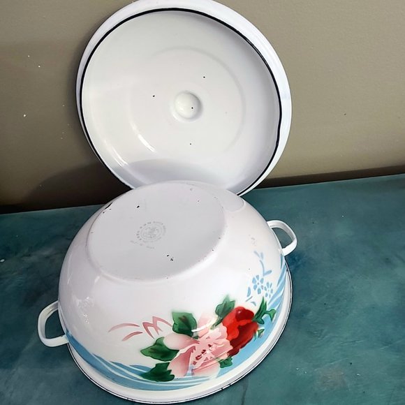 Vintage mid-century Bumper Harvet made in China Enamel Casserole Dish with lid - Picture 8 of 9